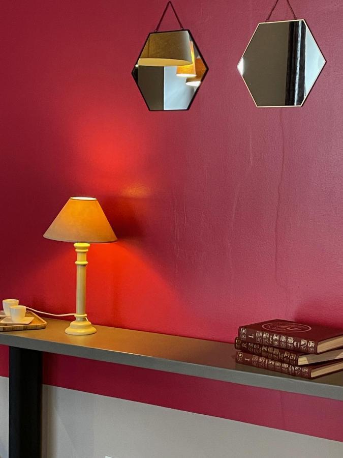 Le Show Room Auxerre Eksteriør bilde