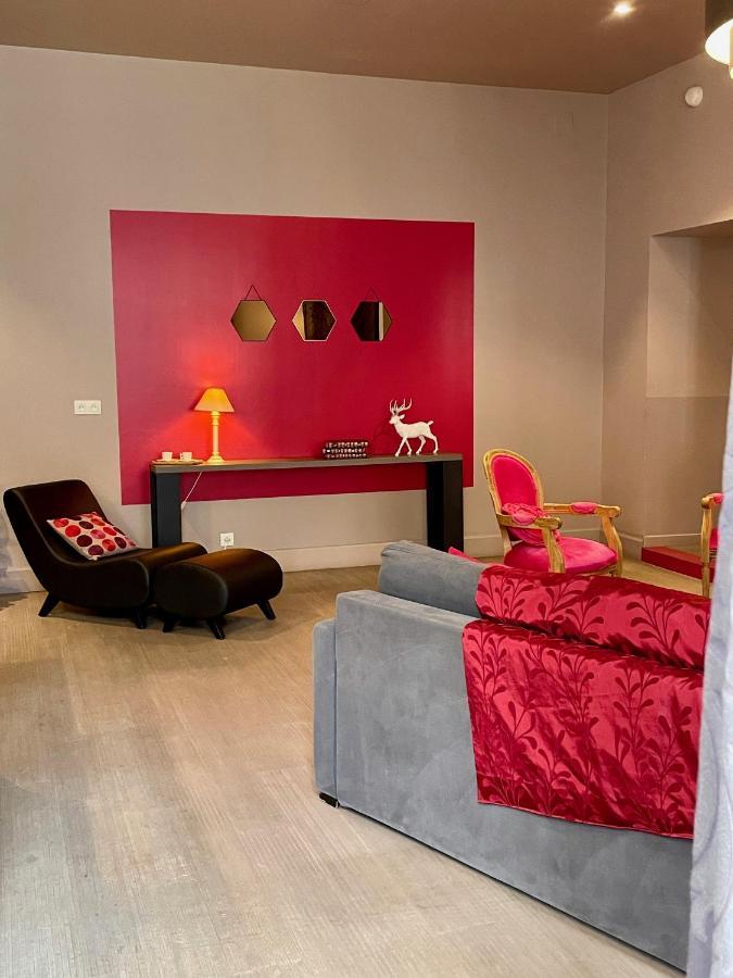 Le Show Room Auxerre Eksteriør bilde