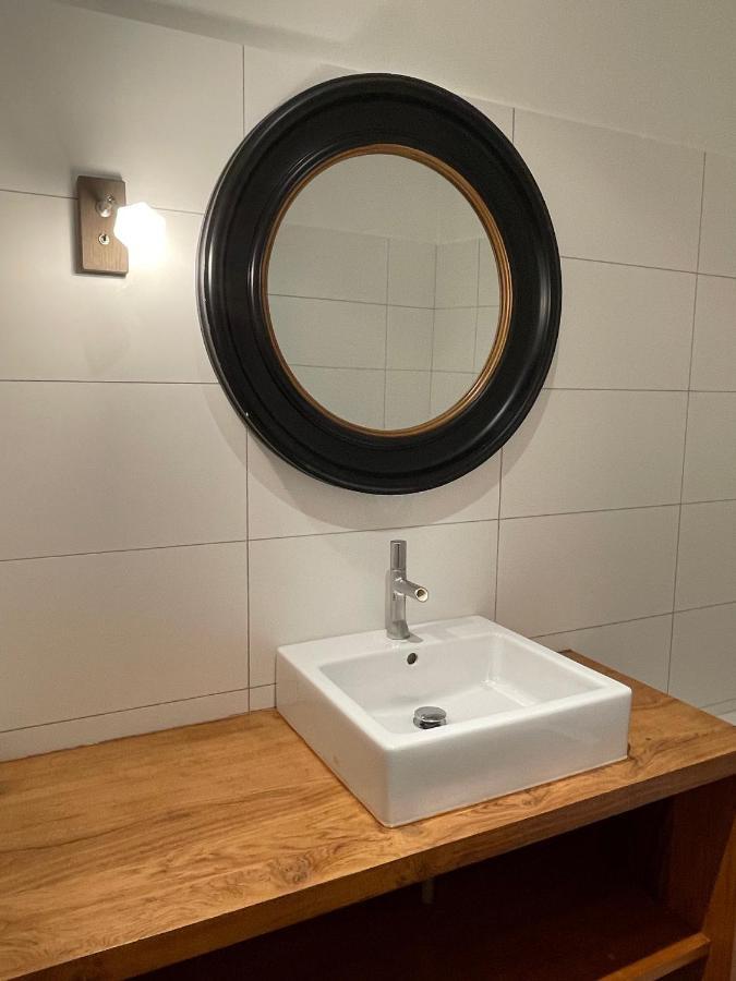 Le Show Room Auxerre Eksteriør bilde